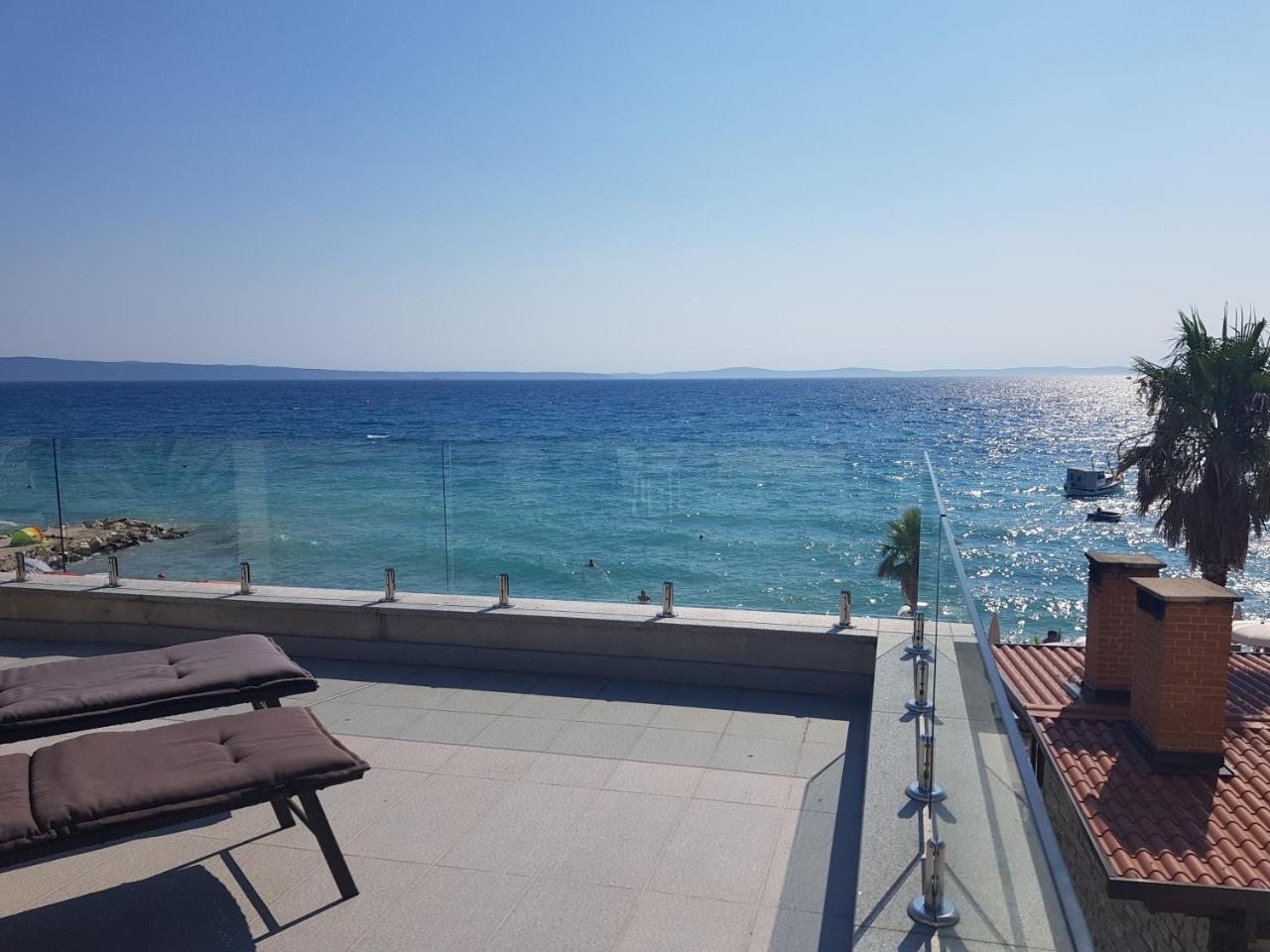 Beach Hotel Split Podstrana Buitenkant foto
